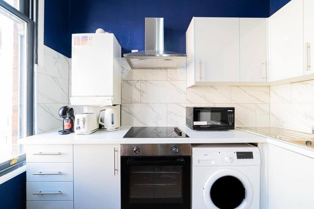 Central London Apartment ภายนอก รูปภาพ