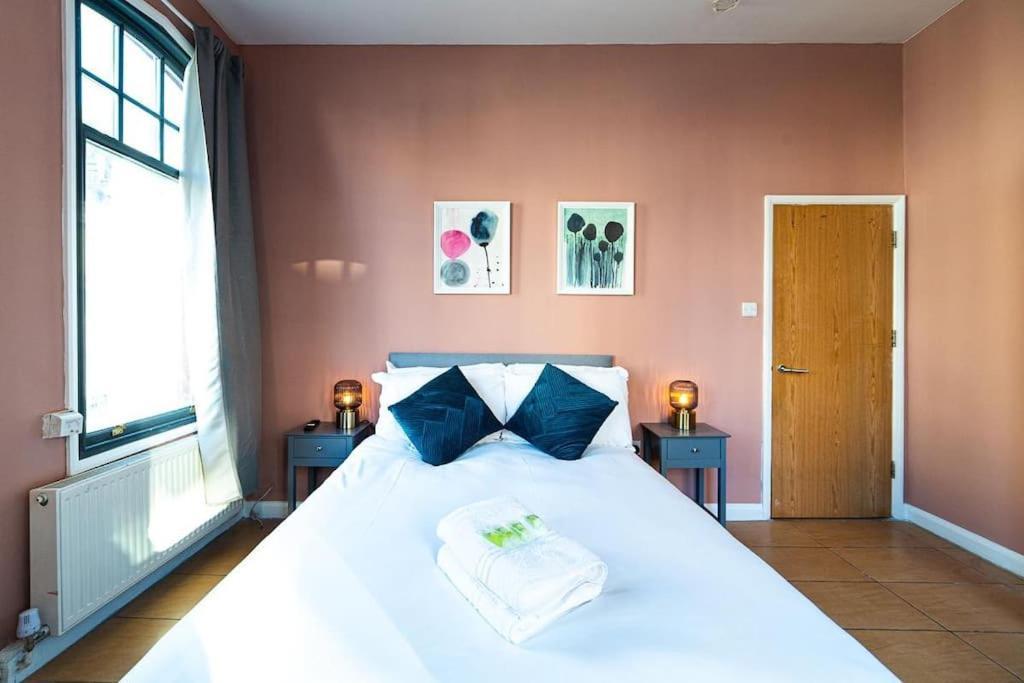 Central London Apartment ภายนอก รูปภาพ